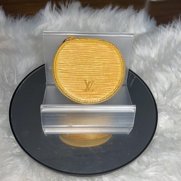 Louis Vuitton Epi Ecrin 8 Bijoux Jewelry Case in yellow GUC - Picture 7 of 11